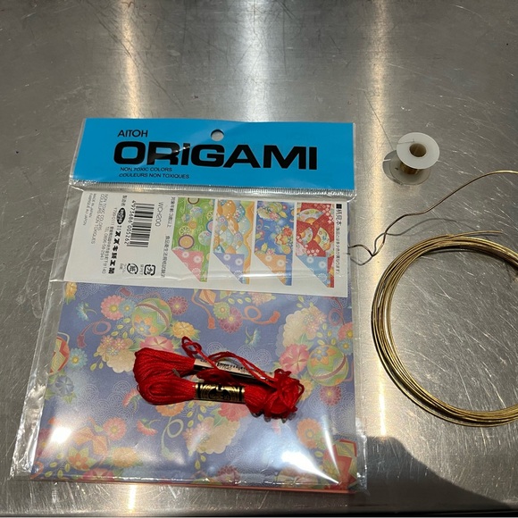 Origami Crane Kit: Paper Wire Thread - Picture 1 of 6